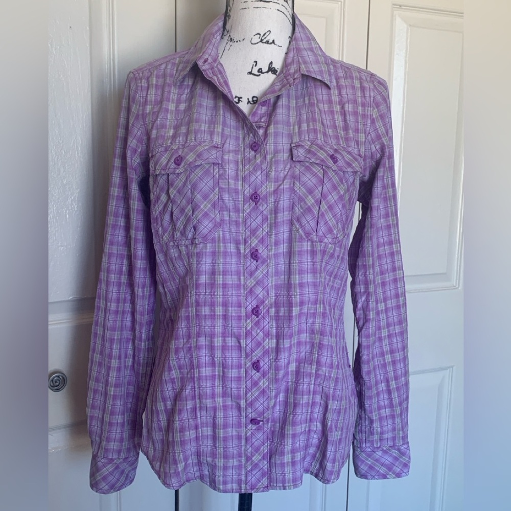 Duluth Trading Co. Women’s Lavender and Gray Long Sleeve Button Up Blouse